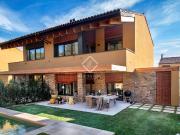 Casa chalet en Venta en Regencós