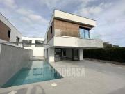 Casa chalet en Venta en Requesens