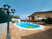 Casa chalet en Venta en Residencial Park