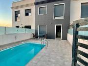 Casa chalet en Venta en Roda
