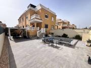 Casa chalet en Venta en Rojales