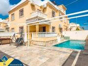 Casa chalet en Venta en Rojales