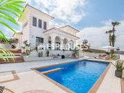 Casa chalet en Venta en Rojales