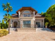 Casa chalet en Venta en Rojales