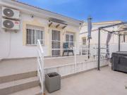 Casa chalet en Venta en Rojales