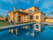 Casa chalet en Venta en San Pedro de Alcántara pueblo