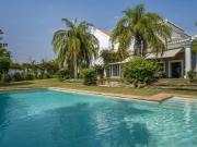 Casa chalet en Venta en San Pedro de Alcántara pueblo