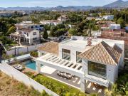 Casa chalet en Venta en San Pedro de Alcántara pueblo