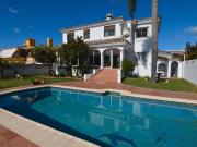 Casa chalet en Venta en San Pedro de Alcántara pueblo