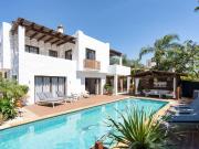 Casa chalet en Venta en San Pedro de Alcántara pueblo