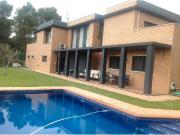 Casa chalet en Venta en Sant Muç