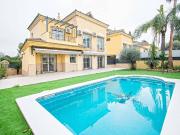 Casa chalet en Venta en Santa Clara