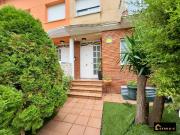 Casa chalet en Venta en Santa Susanna