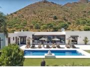 Casa chalet en Venta en Puerto de Estepona