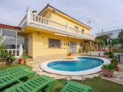 Casa chalet en Venta en Urbanitzacions