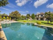 Casa chalet en Venta en Urbanización La Moraleja