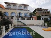 Casa chalet en Venta en Urbanizaciones