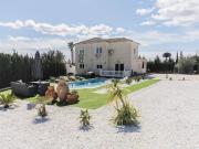 Casa chalet en Venta en Urbanizaciones