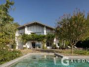 Casa chalet en Venta en Urrugne