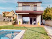 Casa chalet en Venta en Valadares Beade