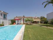 Casa chalet en Venta en Valdelagrana