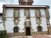 Casa chalet en Venta en Valle de Valdebezana