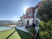 Casa adosada en Venta en Vallromanes