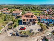 Casa chalet en Venta en Viella Granda Meres