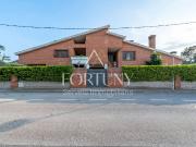 Casa chalet en Venta en Vilafortuny
