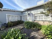 Casa Chalet en Venta en Villa Primera