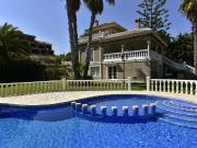 Casa chalet en Venta en Villamartín Las Filipinas