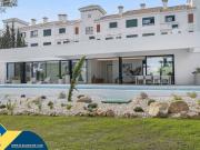 Casa chalet en Venta en Villamartín Las Filipinas