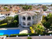 Casa chalet en Venta en Zona Carrefour Urbanizaciones