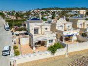 Casa chalet en Venta en Zona Pueblo