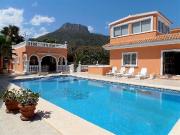 Casa chalet en Venta en Zona Pueblo