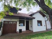 Casa Chalet • m² • 4 Ambientes