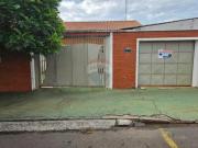 Casa Charmosa no Centro de Cosmópolis: 228 m²