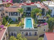 Casa Cheval. Santuario Colonial de 4 Niveles: Un Mirador...