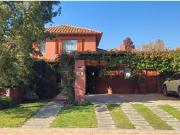 Casa Chilena en venta 5D 5B Piedra Roja Chicureo