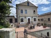 Casa cielo terra in vendita a Montelparo, Centrale /...