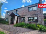 Casa Clásica en El Portillo con Pileta y Gran Galería –...