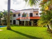 CASA COLONIAL 4 RECAMARAS ALBERCA EN RESIDENCIAL