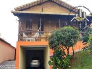 Casa colonial à venda no centro da cidade de Santa Luzia...