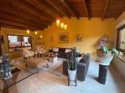 Casa Colonial con Encanto y Jardín en Casuarinas Sur –...