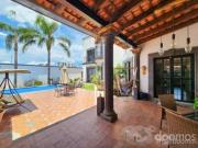 CASA COLONIAL EN EL CORAZÓN DE JURIQUILLA? 5 RECÁMARAS...