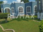 CASA COLONIAL EN RENTA. GARCIA GINERES 1,789m2