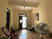 Casa colonial en venta, en el Centro de Mérida, techos altos