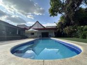 Casa Colonial Sola en Venta, Avenida con Uso de Suelo...