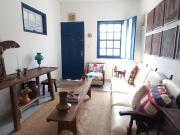 Casa colonial totalmente reformada e mobiliada com 3 suítes