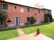 Casa colonica con piscina e vista panoramica in vendita...